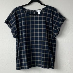 🌻 2/$8 Christopher & Banks Navy Top